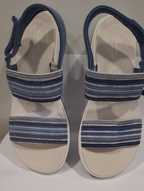 Clarks Women's Navy and Cream Striped Slingback Sandals